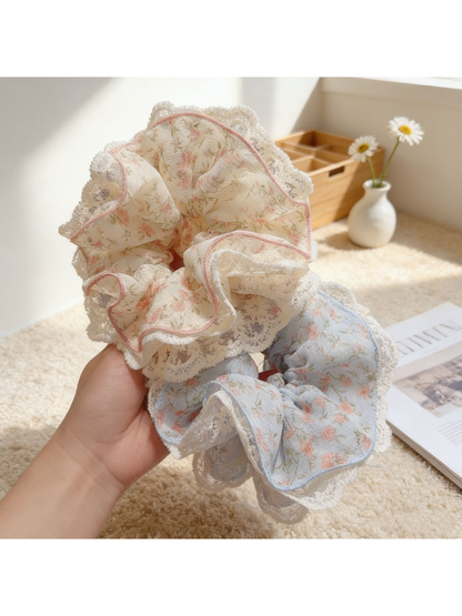 Gifty - Sweet Floral Print Lace Trim Scrunchie