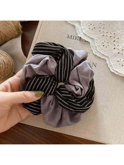 Gifty - Grey Striped Hair Ties Scrunchies