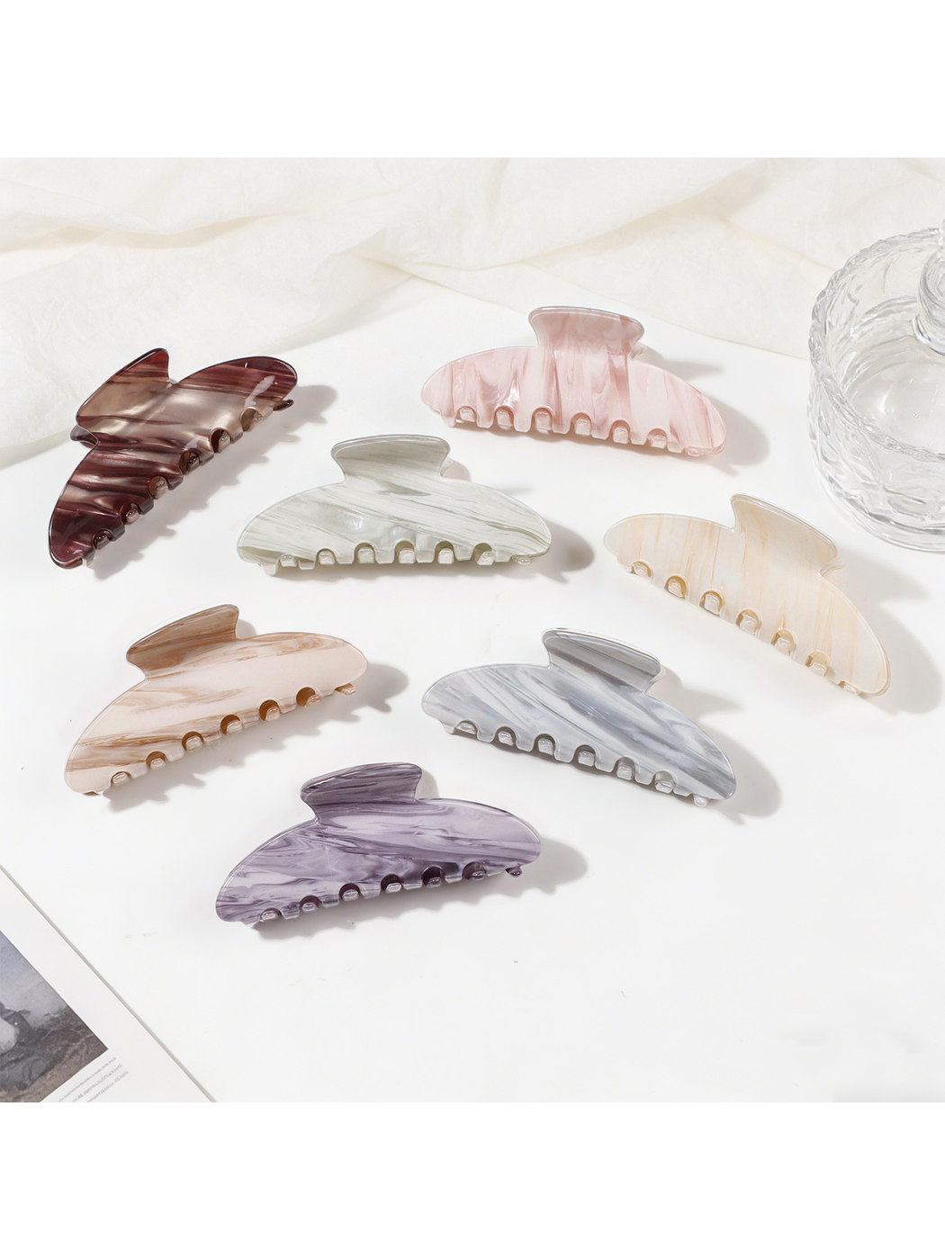 Beau - Marbled Print Hair Claw Clip