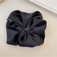 Gifty - Vintage Scrunchie Hair Tie