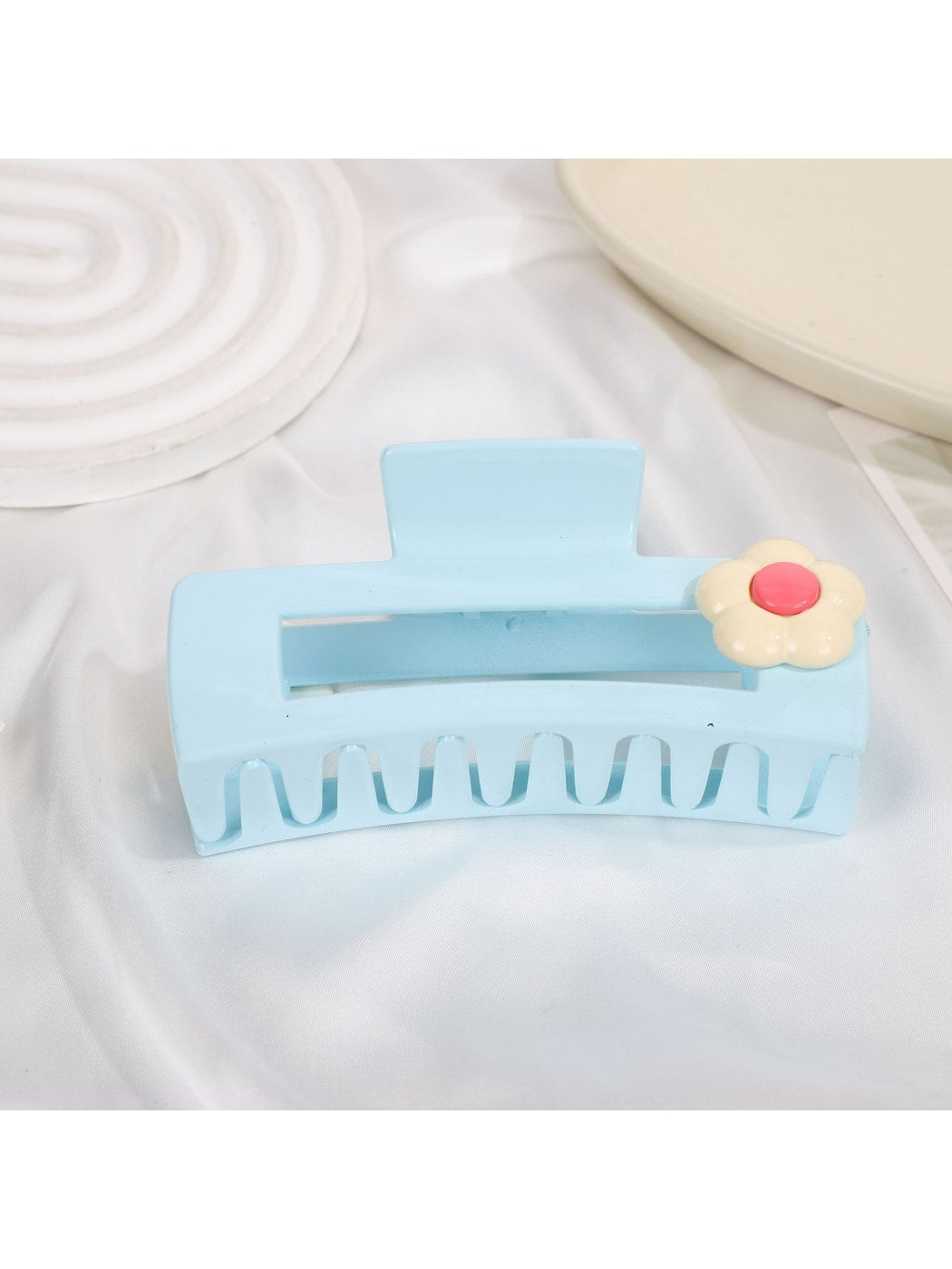Beau - Plastic Alloy Square Hair Claw Clip
