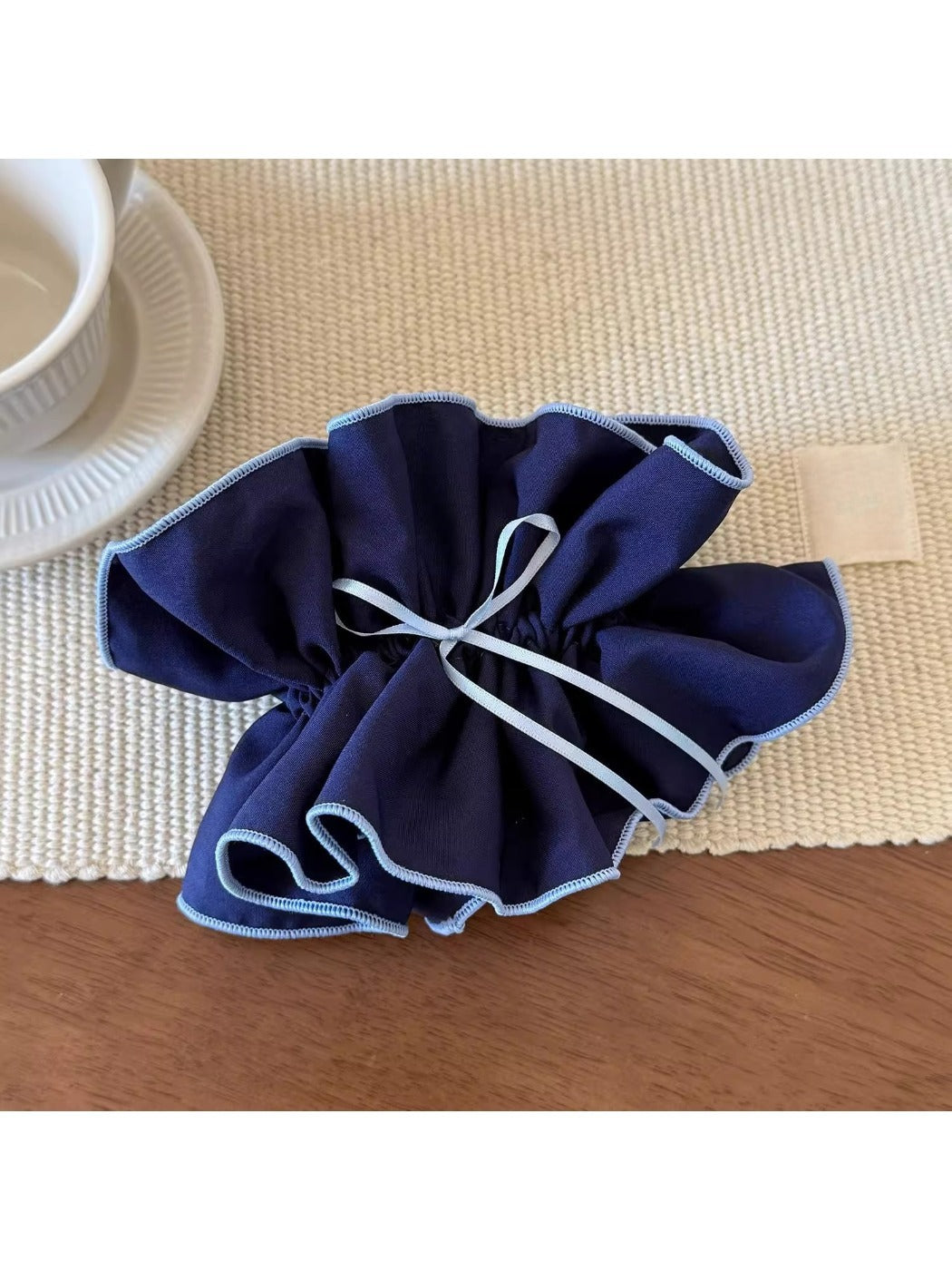 Gifty - Elegant Bow Hair Scrunchie