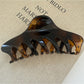 Beau - Minimalist Keel Shaped Hair Claw Clip