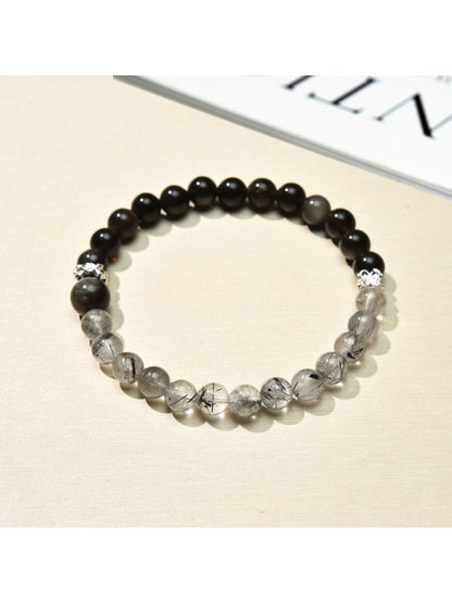 Lovra elegant bracelet displayed on a white background highlighting bead colors