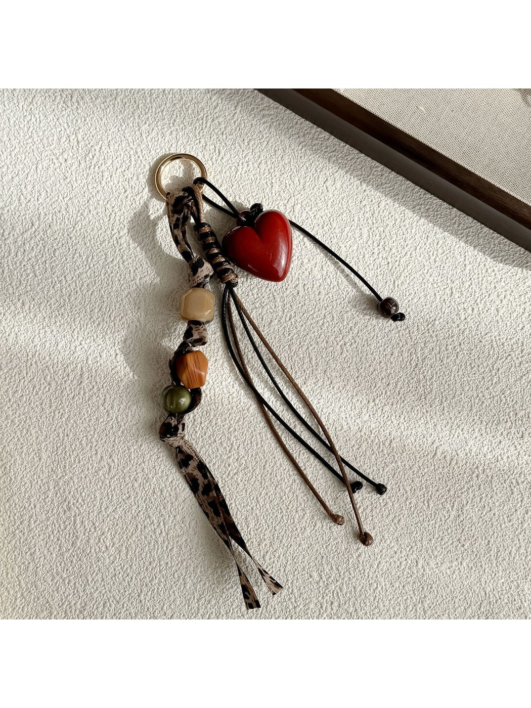 Keypus - Retro Heart Beaded Leopard Detail Keychain