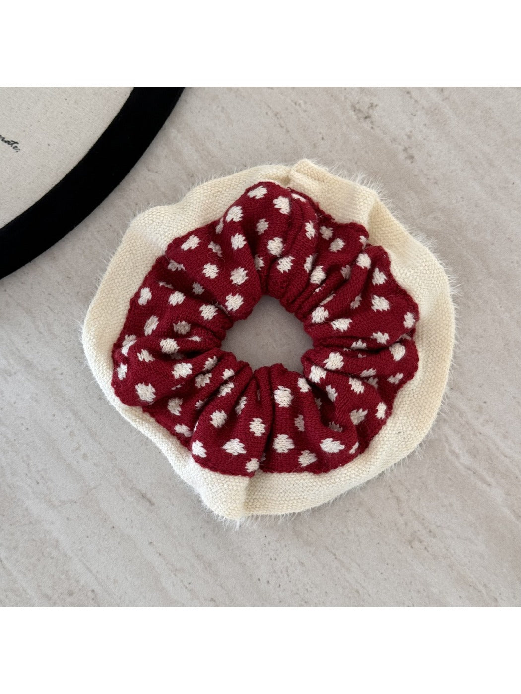Gifty - Vintage Sweetheart Hair Ties