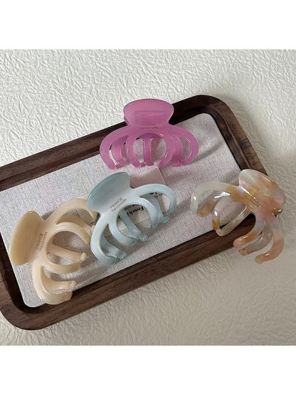 Beau - Minimalist Style Claw Clip