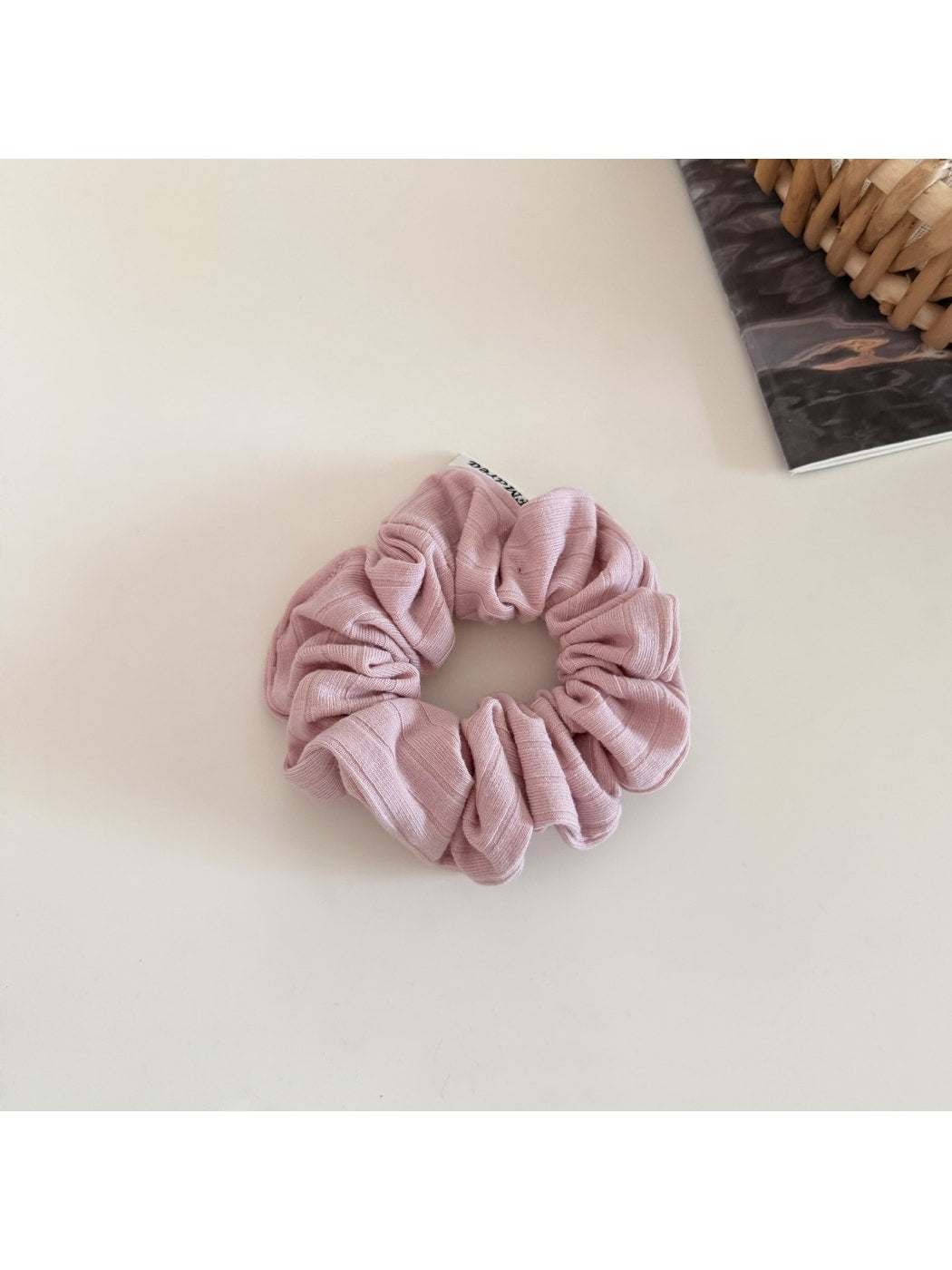 Gifty - Ribbed Knit Polyester Scrunchie