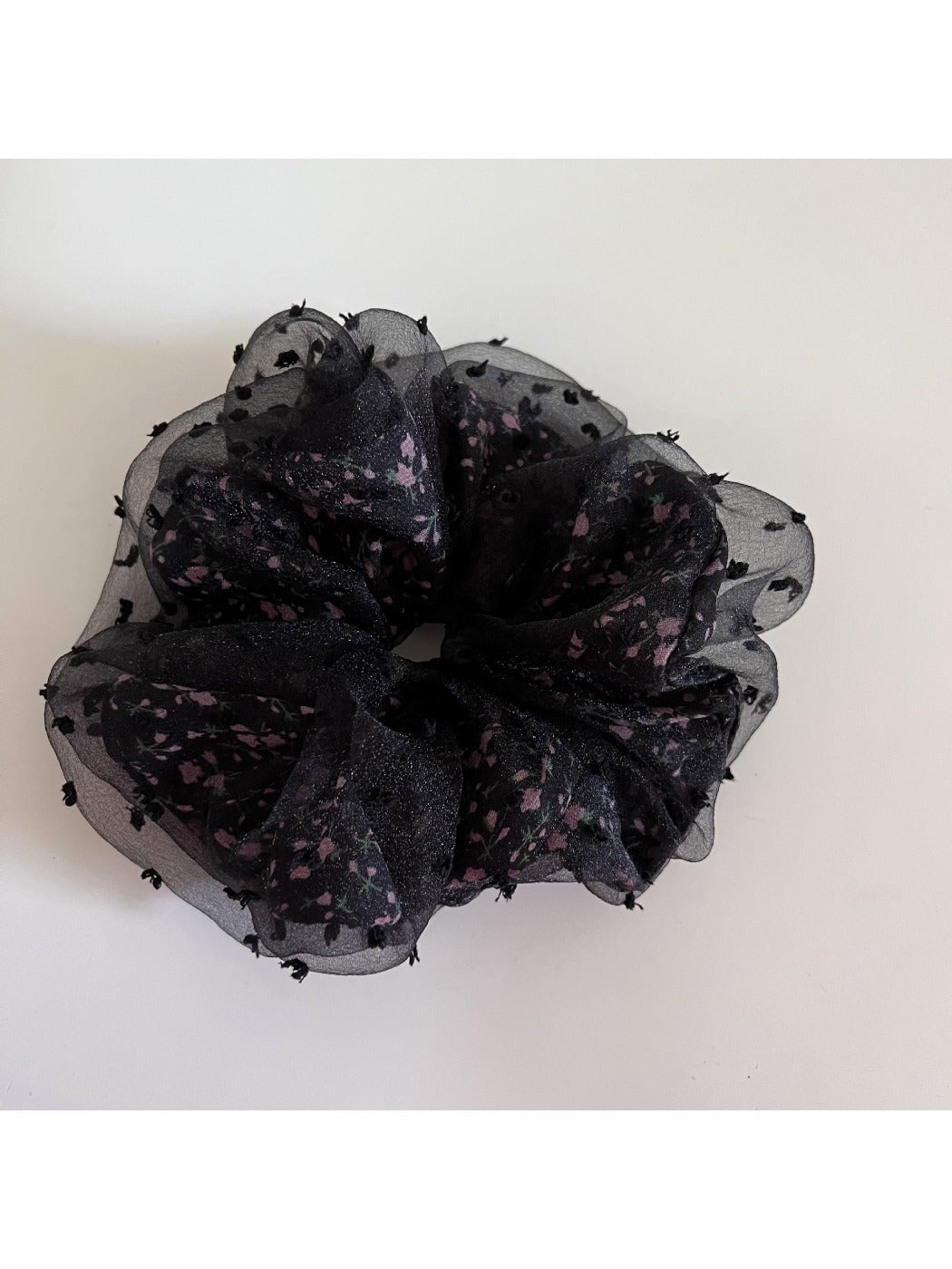 Gifty - Polka Dot Black Hair Tie