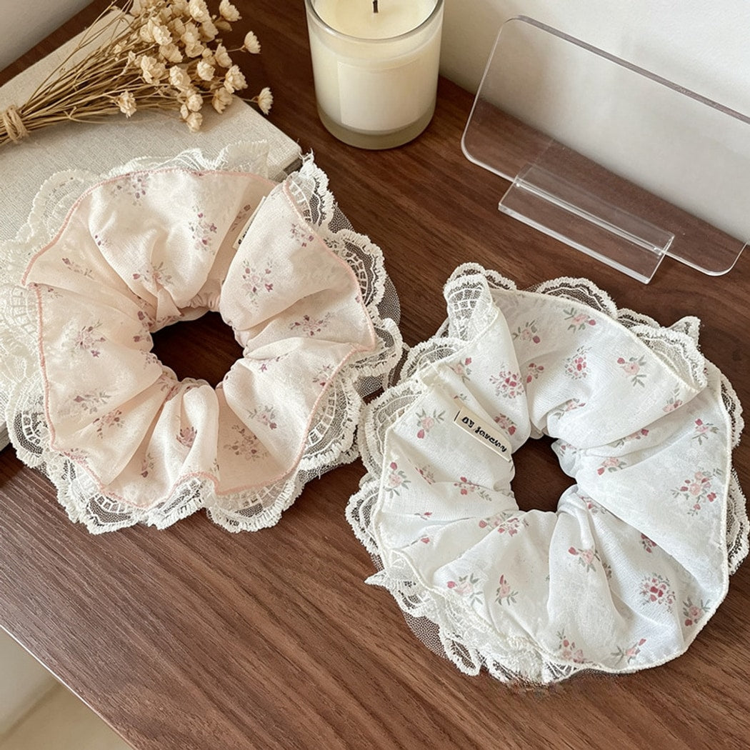Gifty - Ruffled Floral Lace Edge Fabric Scrunchie