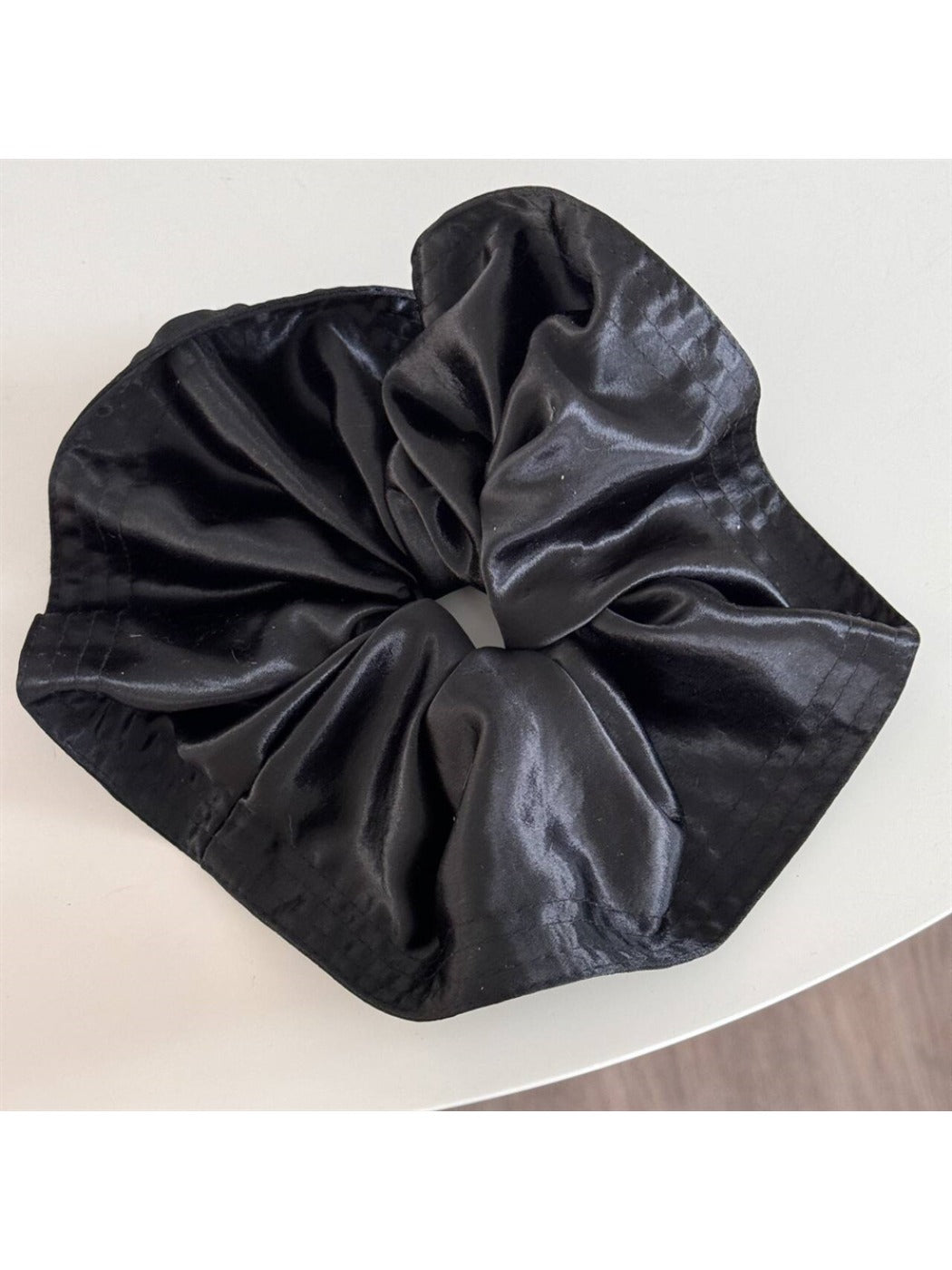 Gifty - Smooth Satin Hair Loop