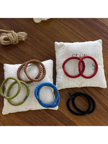 Gifty - Colorful Minimalist Ruched Hair Tie