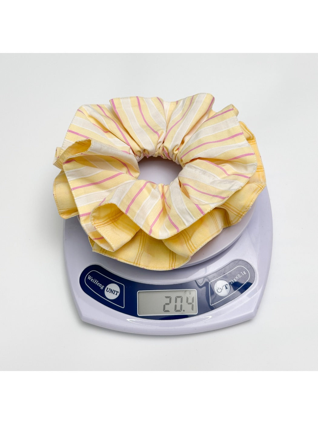 Gifty - Double Sided Pink Yellow Striped Scrunchies