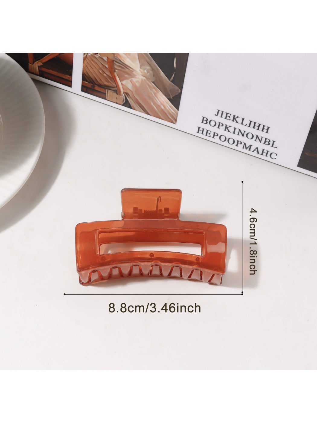 Beau - Minimalist Square Openwork Hair Claw Clip