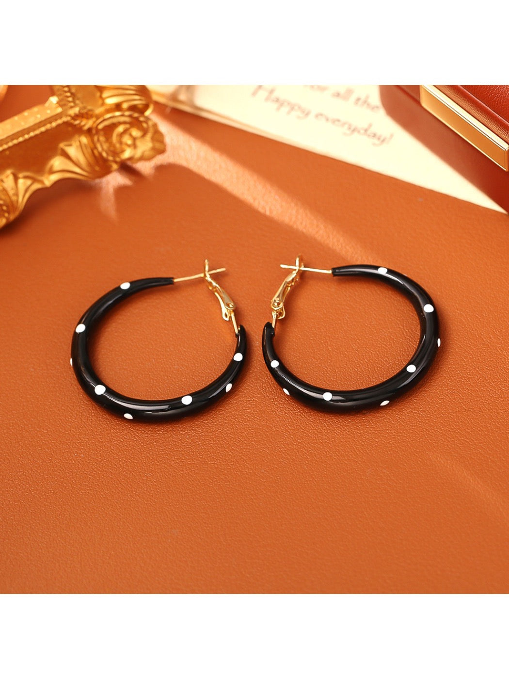 Earedge - Retro Colorful Polka Dot Earrings