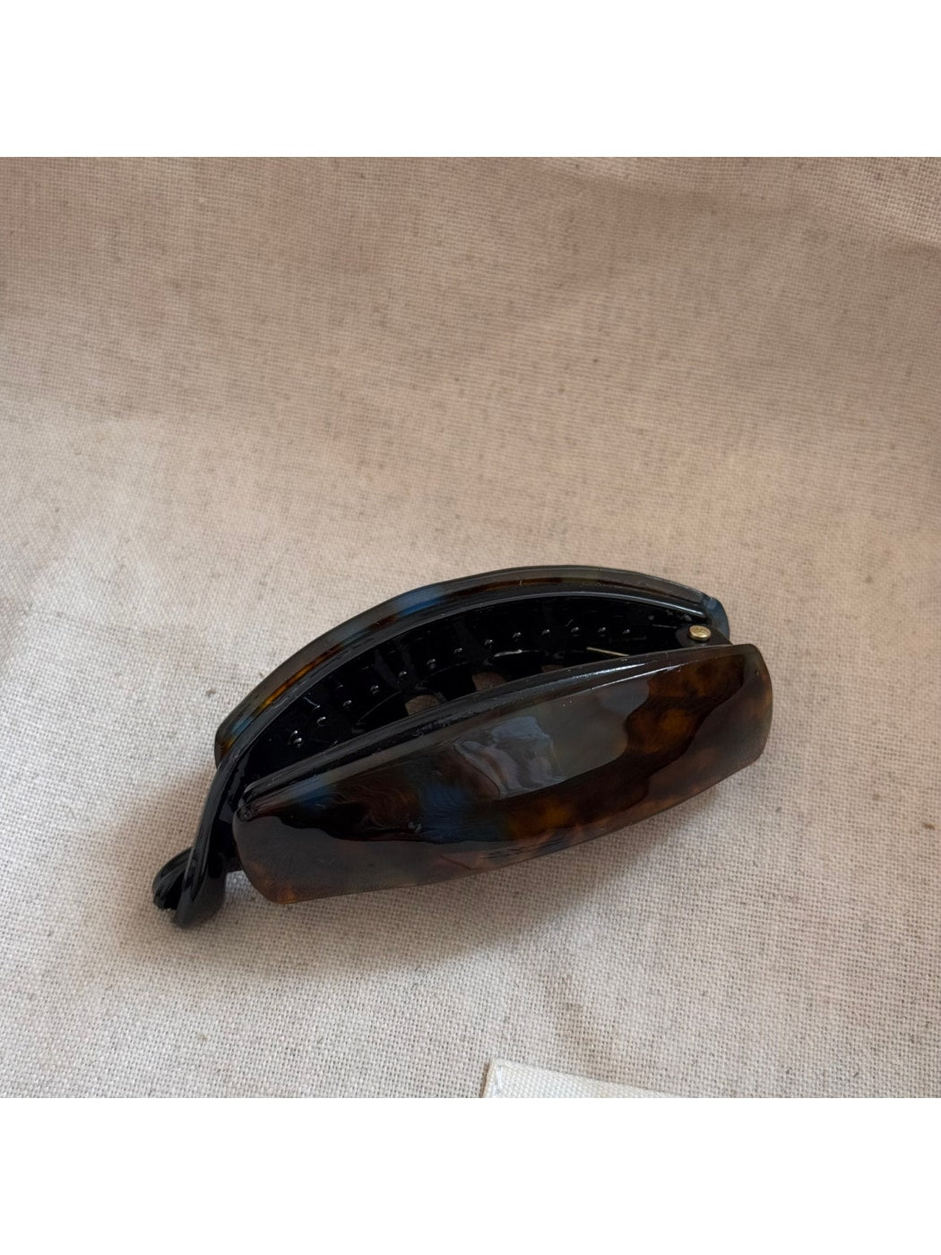Beau - Irregular Acetate Fiber Banana Clip