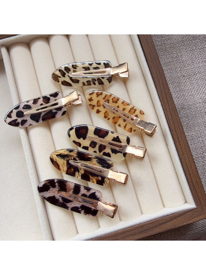 Beau - Leopard Print Oval Hair Clip