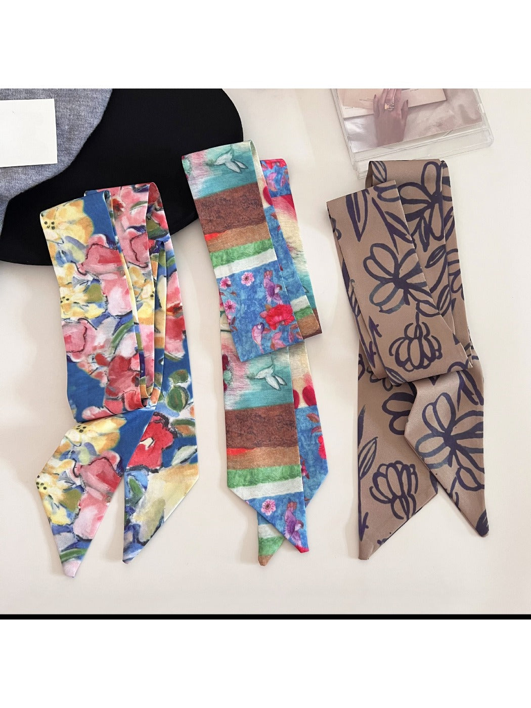 Gifty - Retro Oil Painting Style Floral Headband