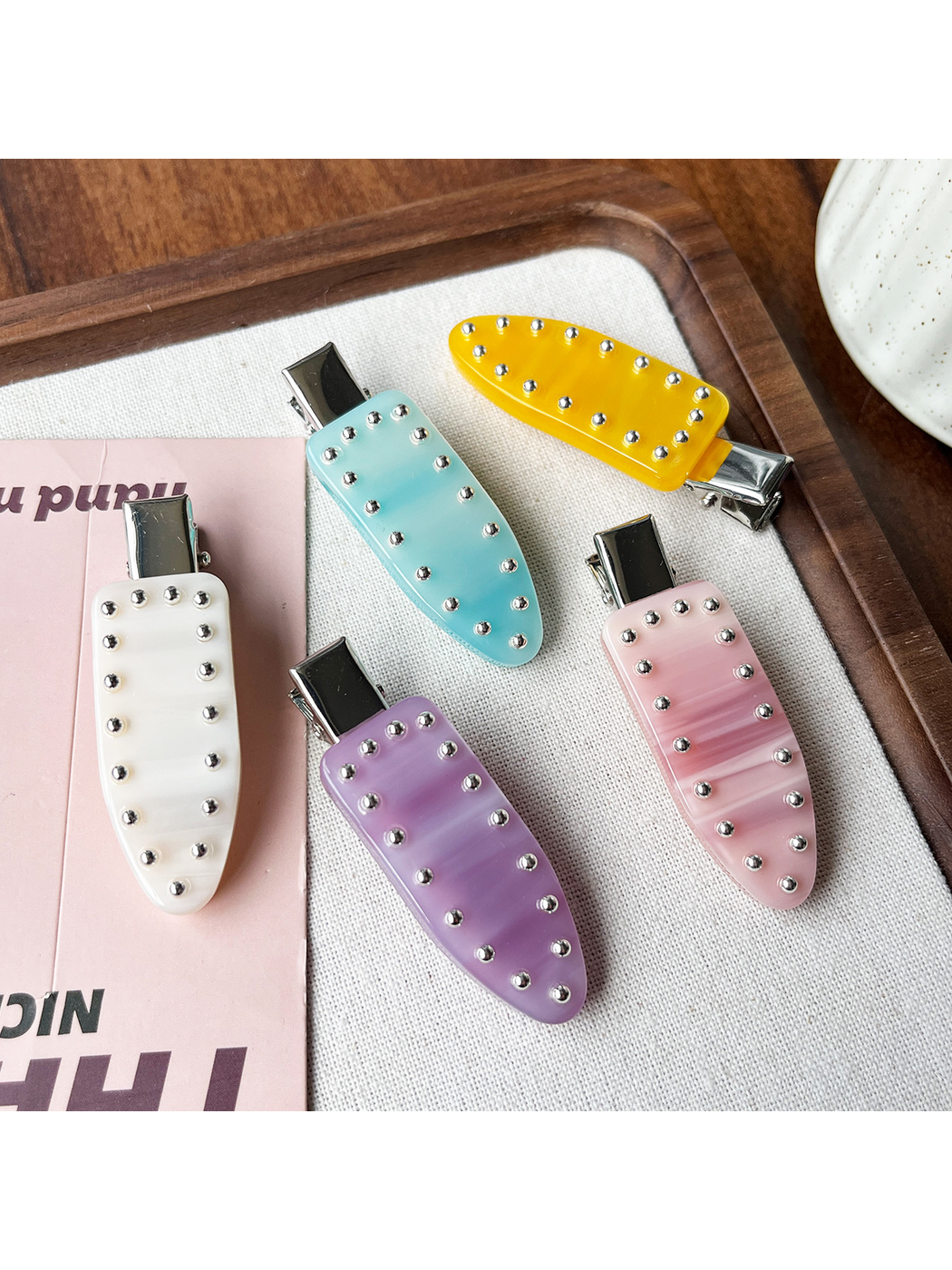 Beau - Geometric Ring Detail Acetate Duckbill Hair Clip