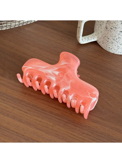 Beau - Marbled Plastic Geometric Line Claw Clip