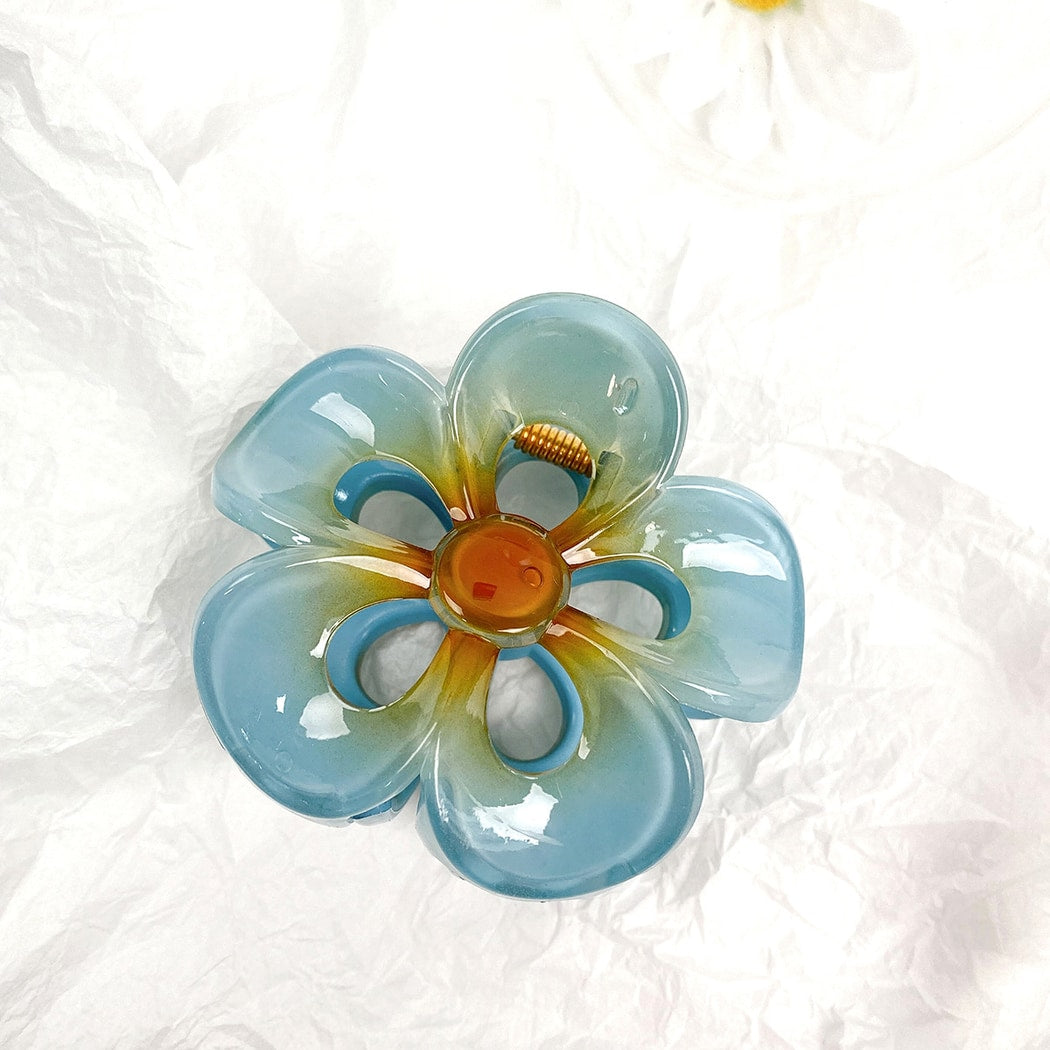 Beau - Glossy Hollow Flower Shape Claw Clip