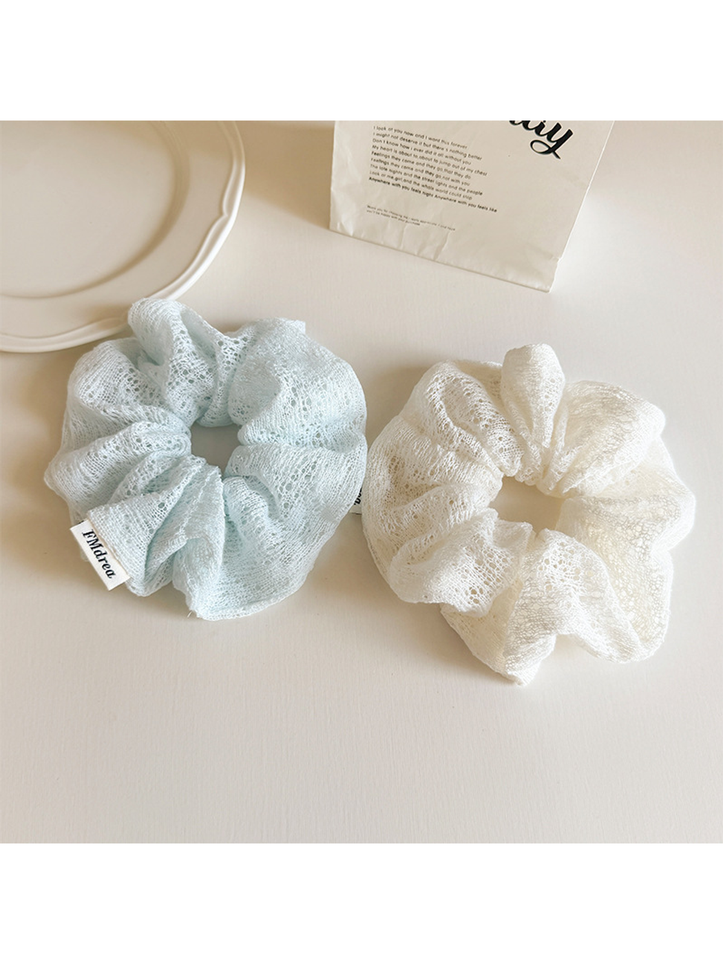 Gifty - Minimal Openwork Solid Color Scrunchie
