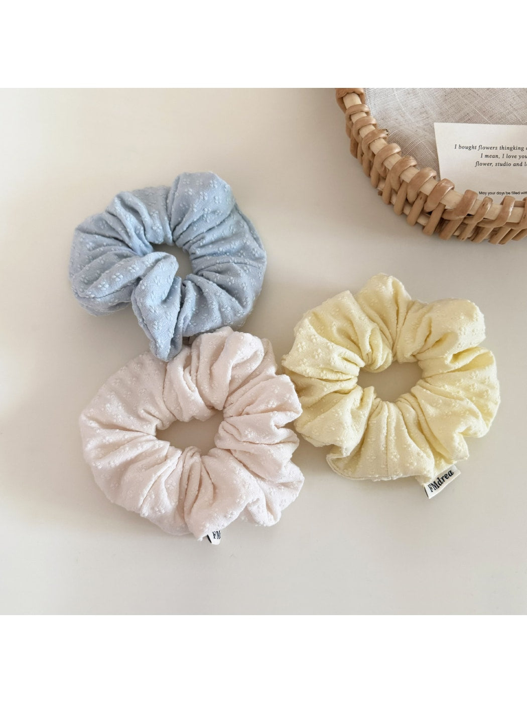 Gifty - Polyester Textured Knit Elastic Scrunchie