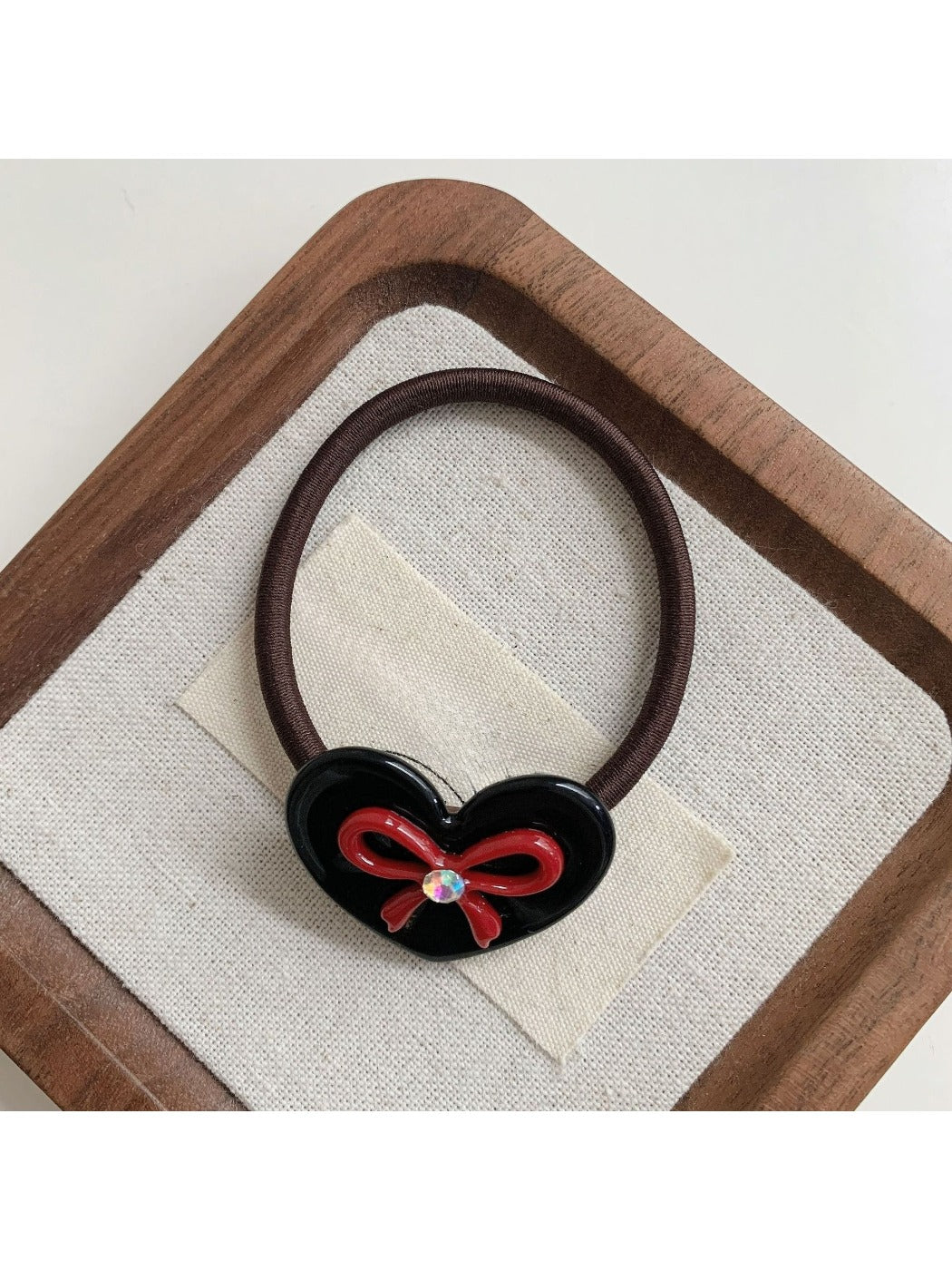 Gifty - Bow Letter Hair Tie