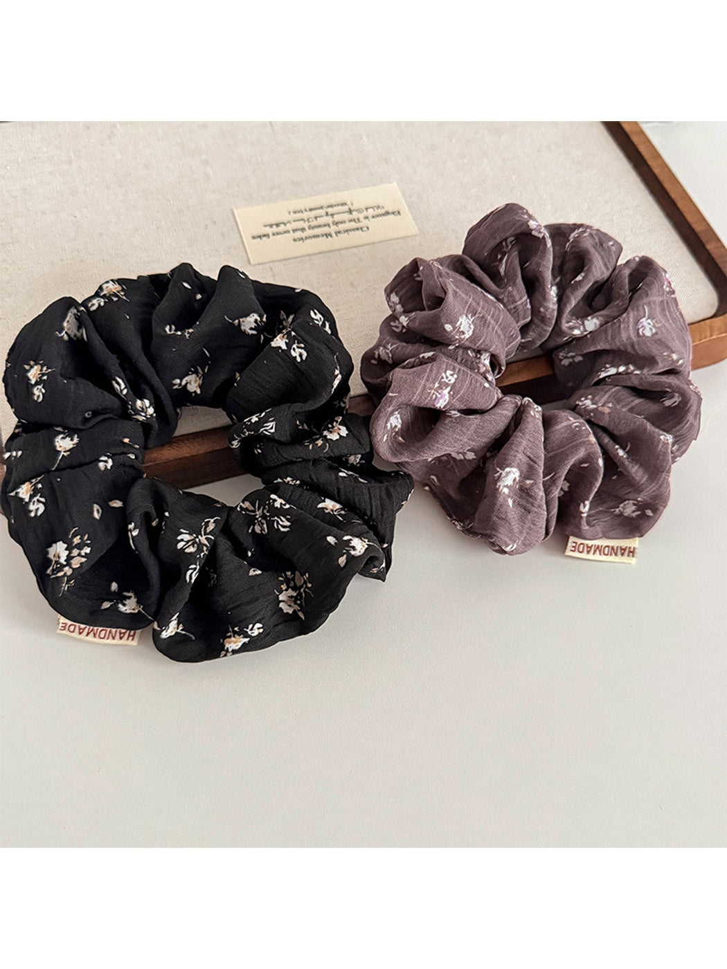 Gifty - Floral Mesh Ruffle Fabric Scrunchie