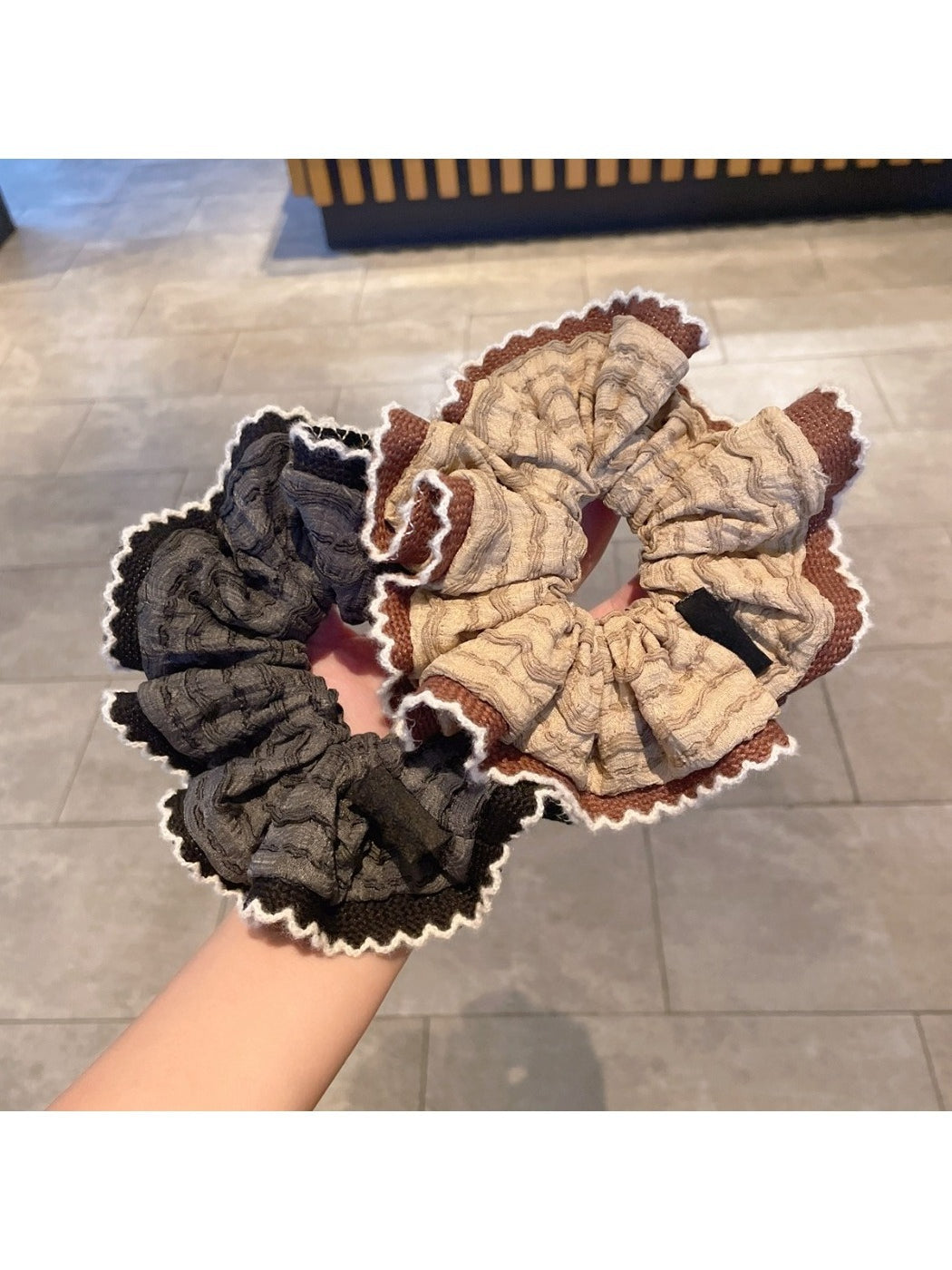Gifty - Retro Patchwork Ruffle Scrunchie