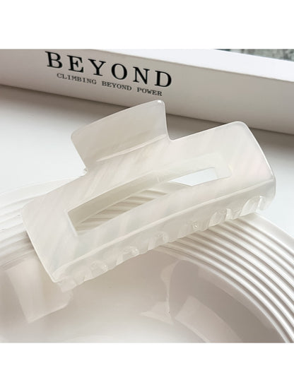 Beau - Geometric Hollow Acrylic Claw Hair Clip