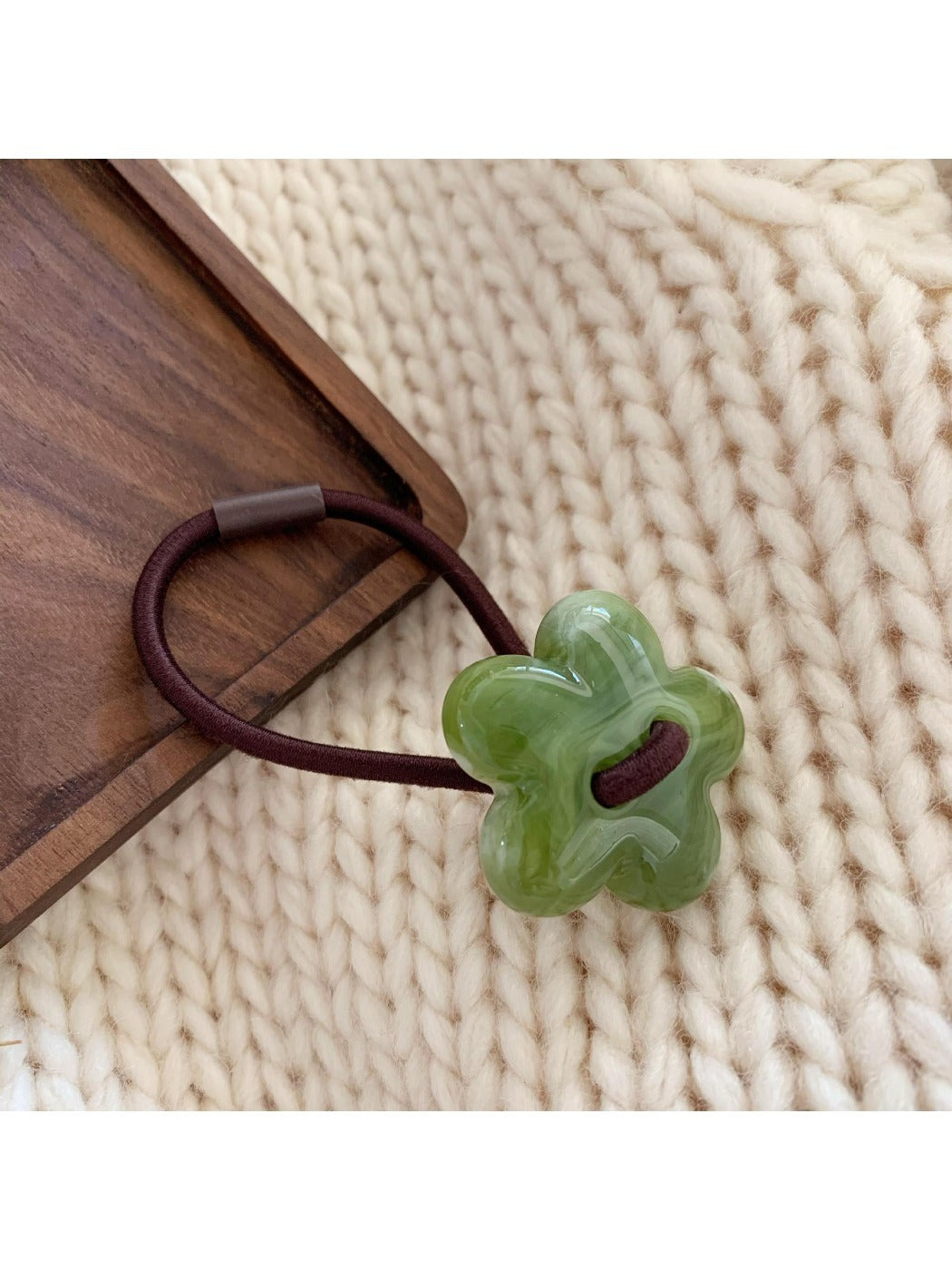 Gifty - Little Flower Shaped Hair Tie