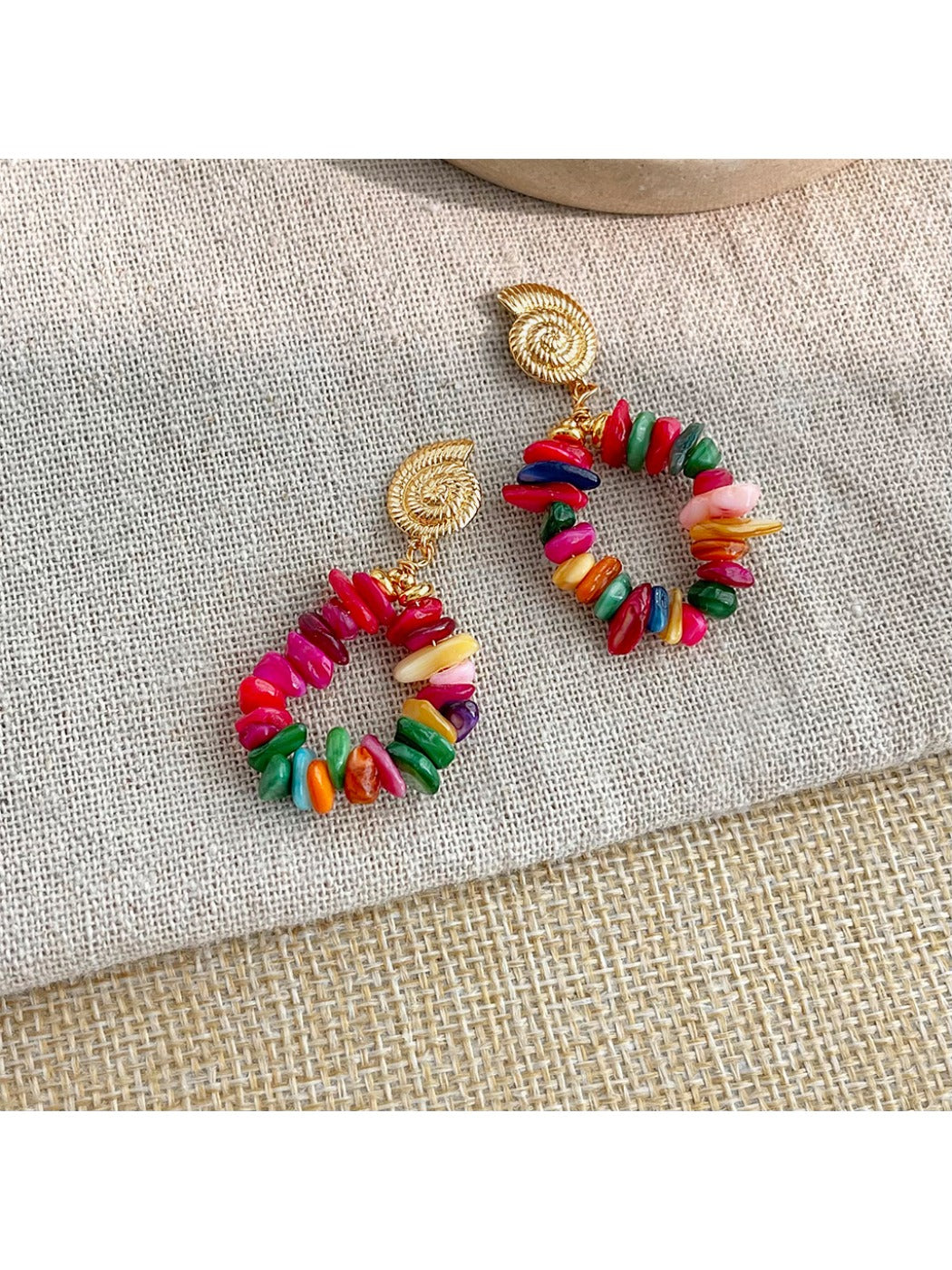 Earedge - Elegant Rainbow Dangle Earrings