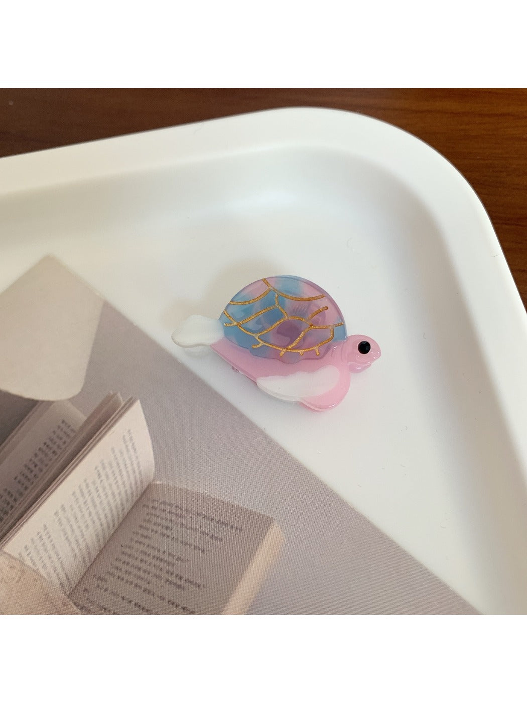 Beau - Stylish Turtle Acetate Hair Clip