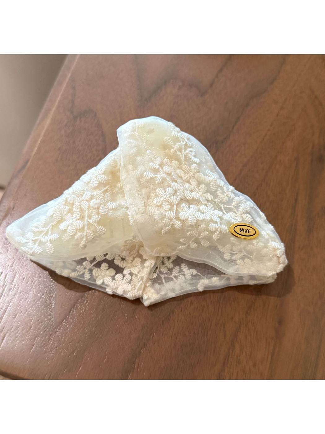 Gifty - Floral Lace Layered Oversized Scrunchie