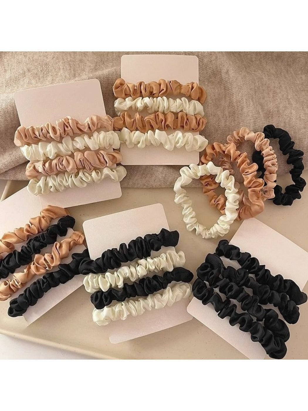 Gifty - 4 Pack Solid Color Hair Ties