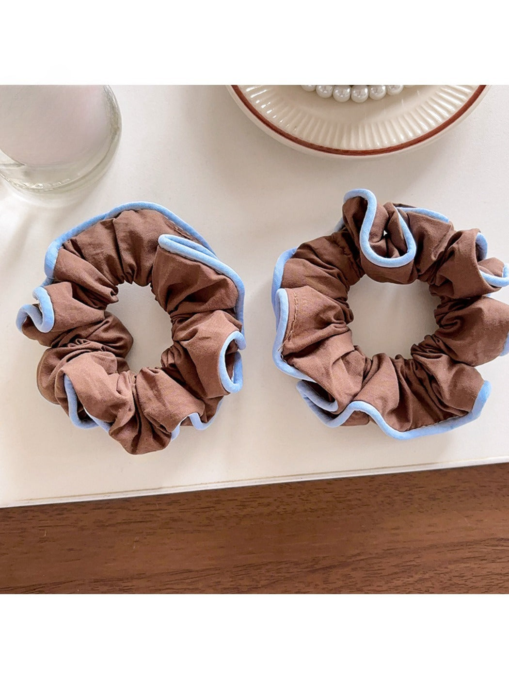 Gifty - Blue Coffee Colored Pleated Hair Loop