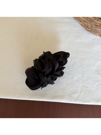 Beau - Minimal Pleated Satin Finish Banana Clip