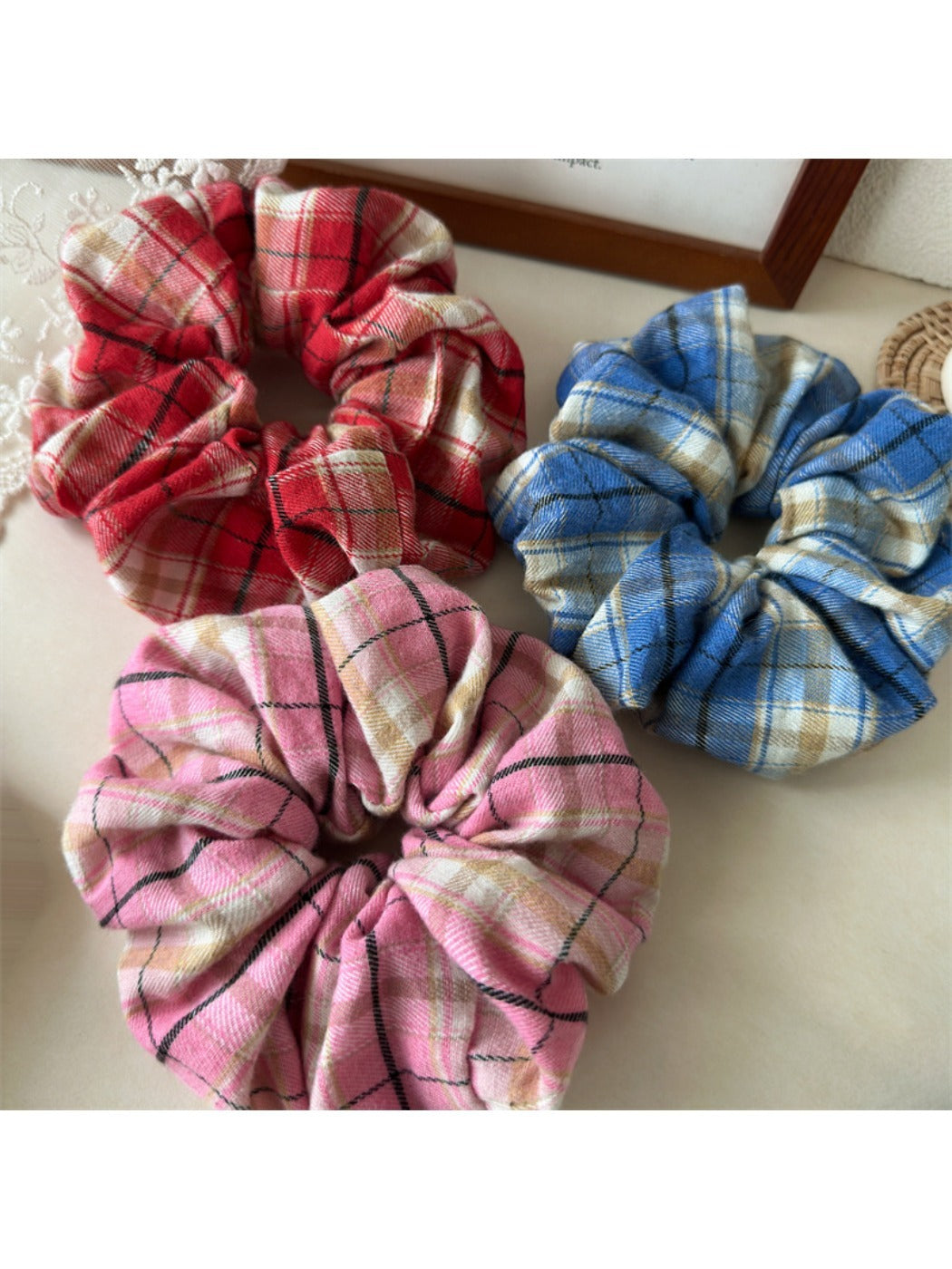 Gifty - Cute Vintage Plaid Hair Ties