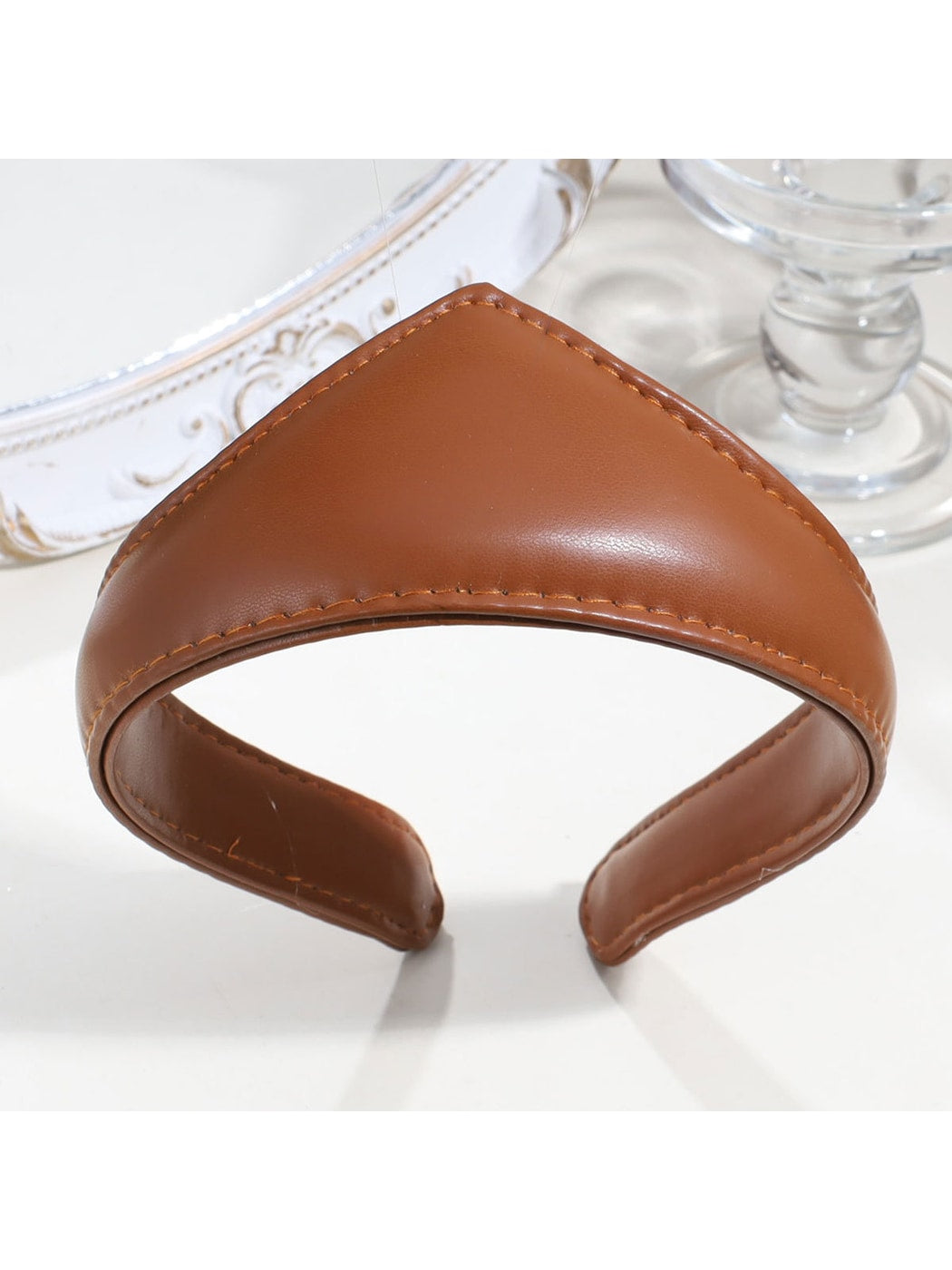 Gifty - Padded PU Court Style Fashion Headband