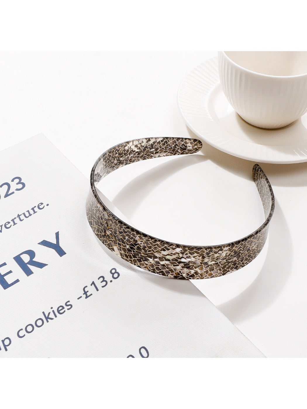 Gifty - Glossy PVC Grid Texture Wide Headband
