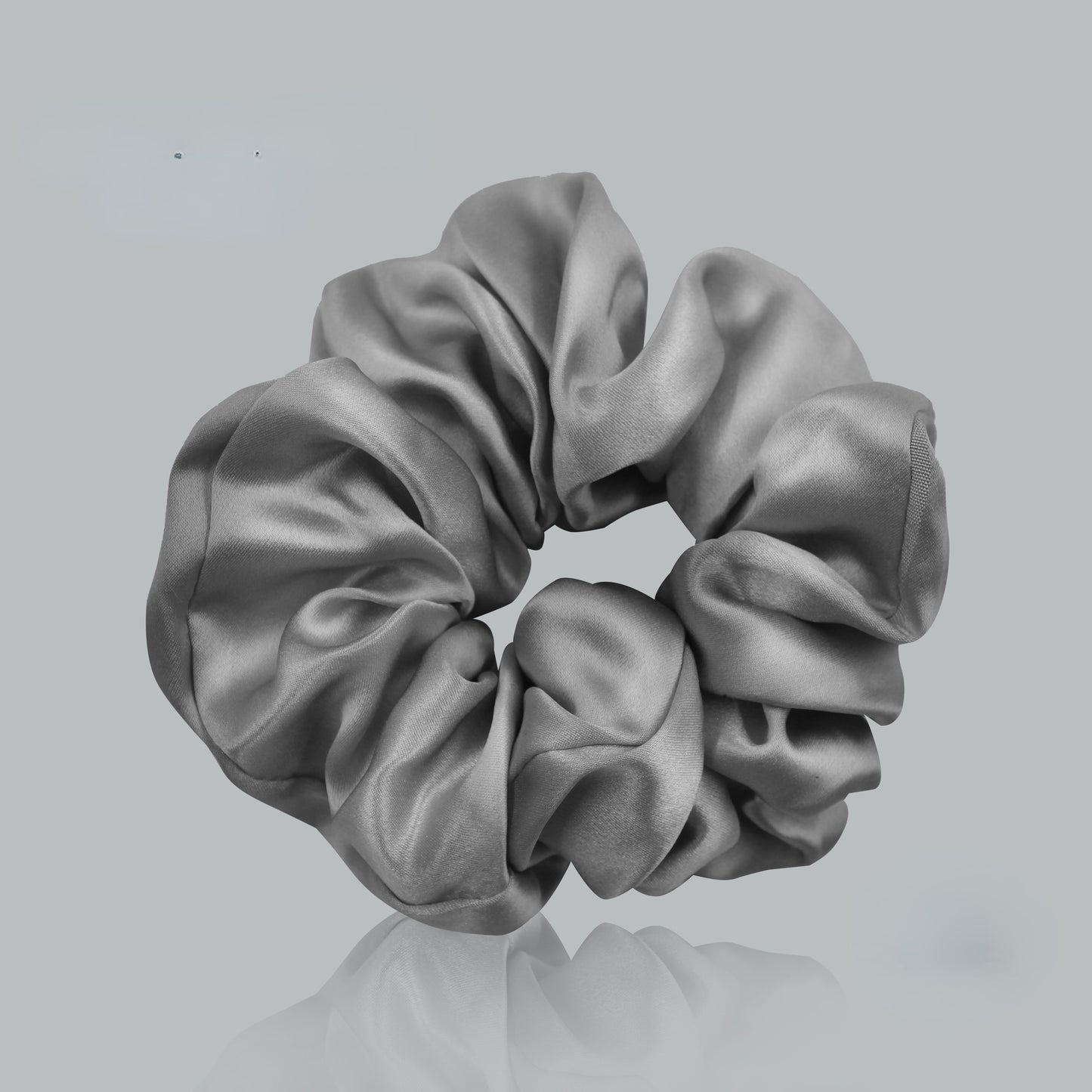 GIFTY -  Pure Silk Scrunchie