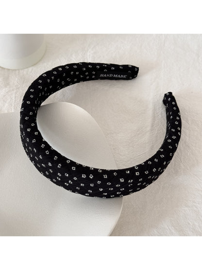 Gifty - Ruffled Polka Dot Fabric Scrunchie Hair Tie