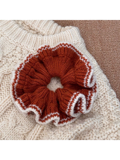 Gifty - Cute Knit Color Edge Scrunchie