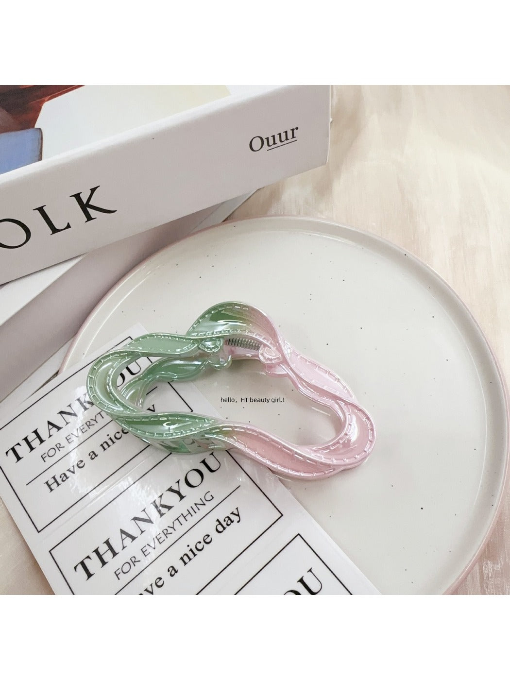 Beau - Ombre Cloud Shaped Hair Claw Clip