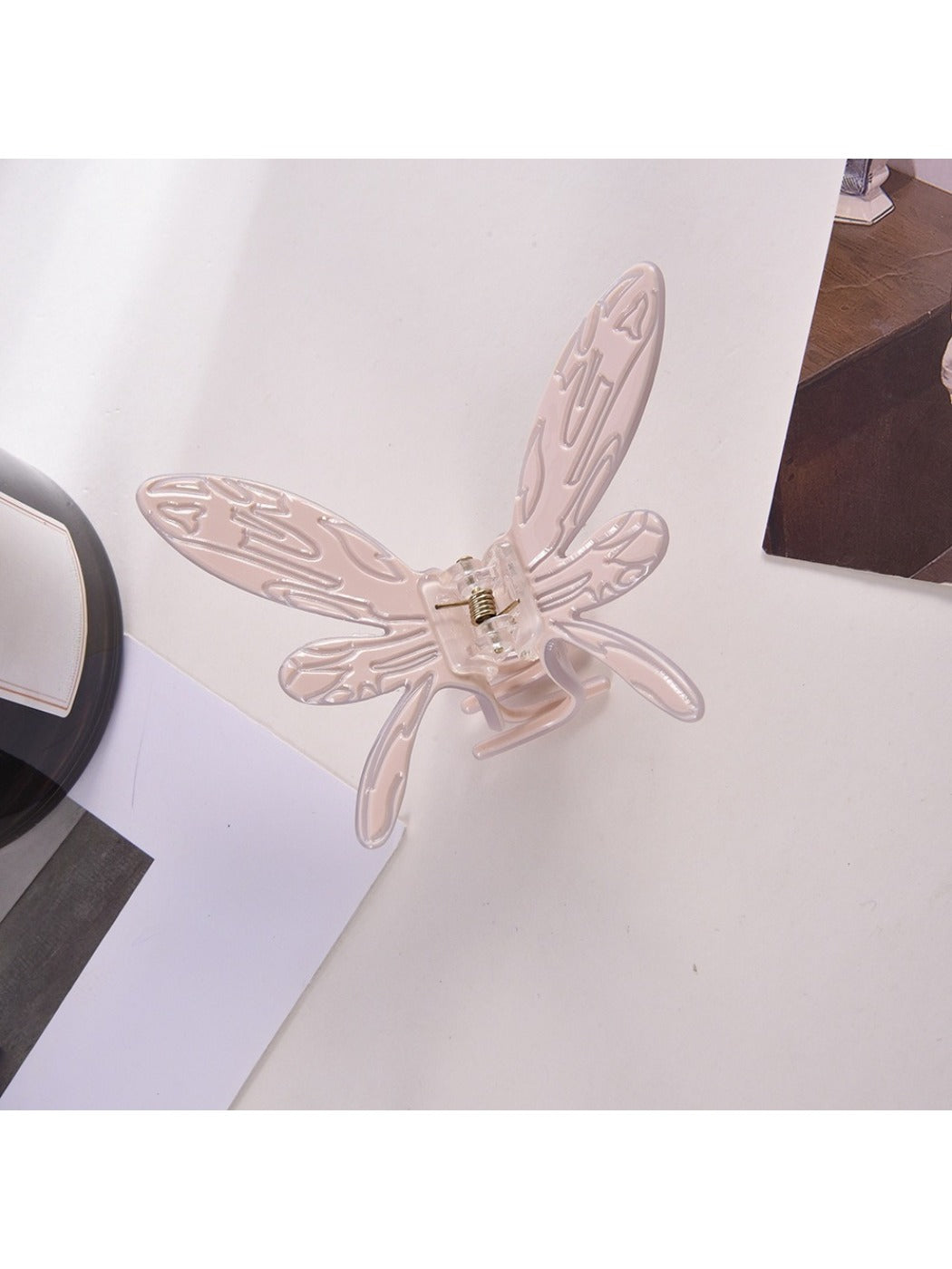 Beau - Dragonfly Designed Hair Claw Clip