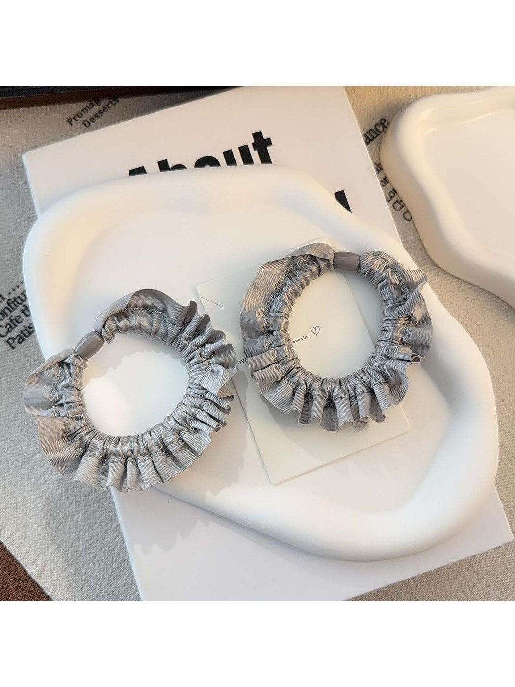 Gifty - High Elastic Ruffle Trim Decorative Hair Tie