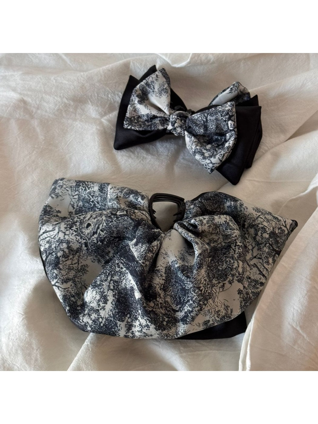 Beau - Vintage Print Layered Bow Hair Claw Clip