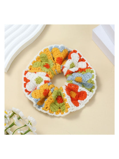 Gifty - Fashionable Knitted Scrunchie Hair Bands