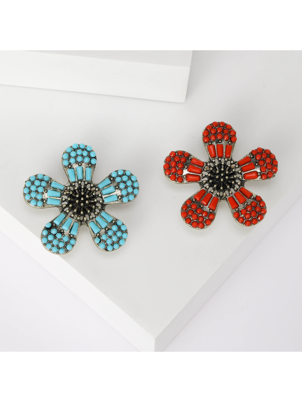 Brovia - Classic Floral Accent Alloy Brooch Pin